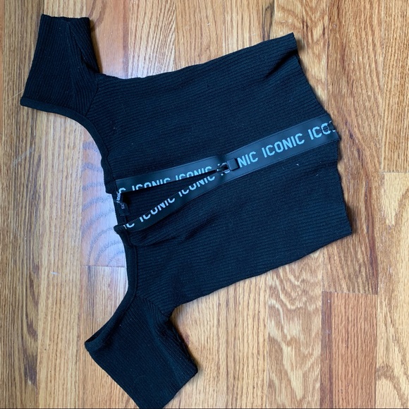 SOLD Black Zip Up Fashion Nova Crop Top - Picture 3 of 3